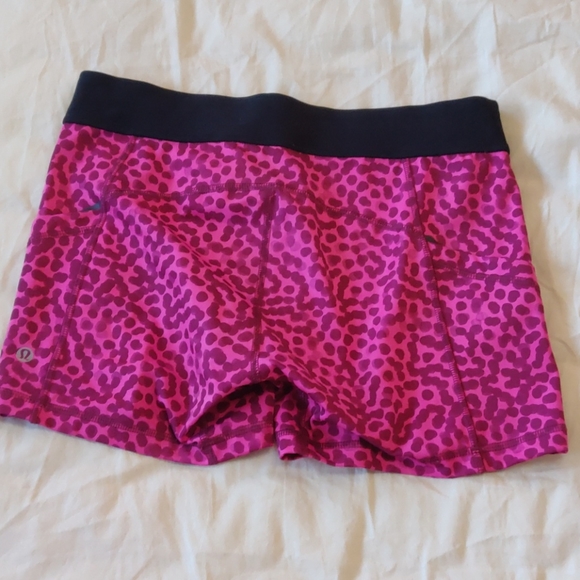 Lululemon shorts - Picture 2 of 6